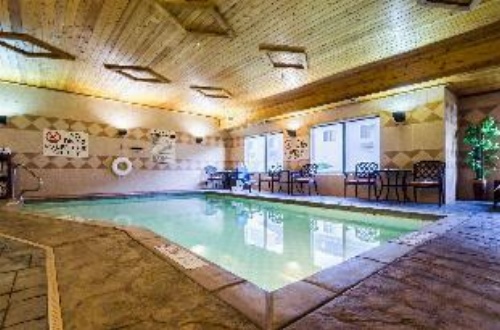 Comfort Suites Salina image 17